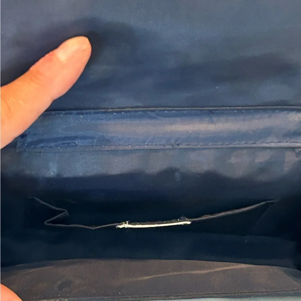 La Regale Beaded Navy Blue Evening Clutch - Picture 5 of 7